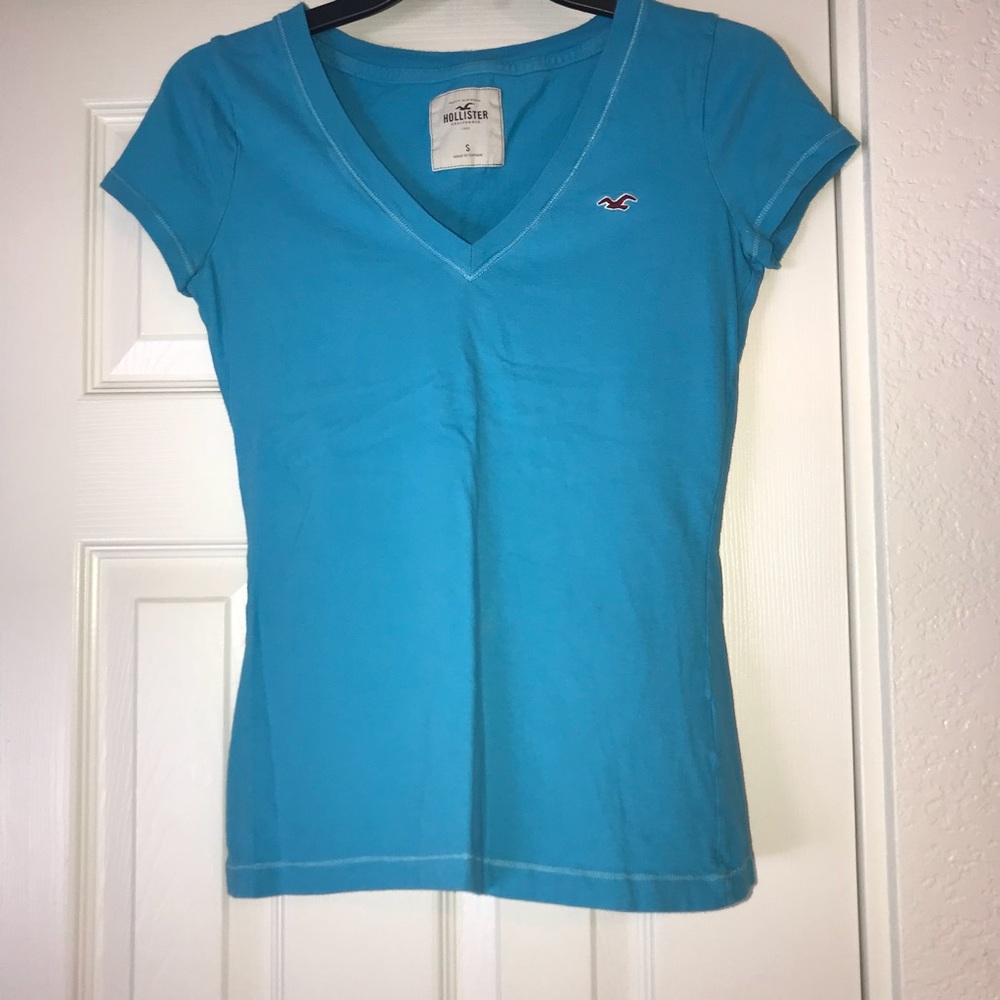 Hollister V Neck